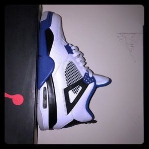 Jordan 4